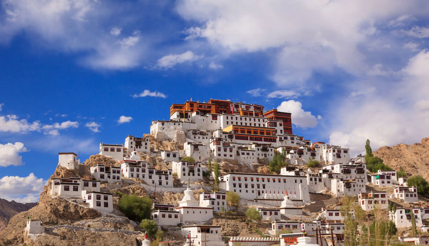 https://www.holidaysplanners.com/wp-content/uploads/2018/03/best-time-leh-ladakh-tour-visit-1.jpg